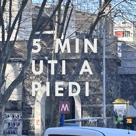 Apartment Breath Of 5 Min A Piedi Metro B Sanpaolo Poche Fermate Dal Centro Di Rome