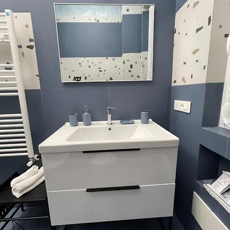 Breath Of 5 Min A Piedi Metro B San Paolo Poche Fermate Dal Centro Di Apartament Rzym