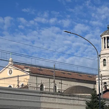 Breath Of 5 Min A Piedi Metro B San Paolo Poche Fermate Dal Centro Di * Rzym