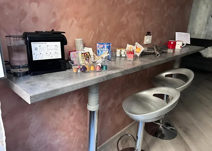 Breath Of 5 Min A Piedi Metro B San Paolo Poche Fermate Dal Centro Di Apartamento