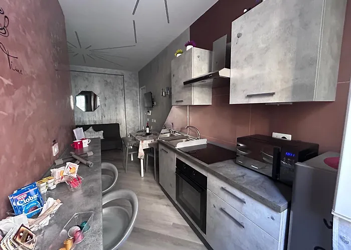 Breath Of 5 Min A Piedi Metro B San Paolo Poche Fermate Dal Centro Di